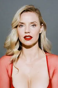 Photo Kelli Garner