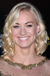 Photo Yvonne Strahovski