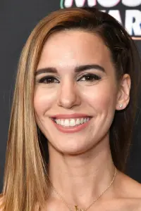 Photo Christy Carlson Romano