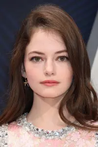 Photo Mackenzie Foy