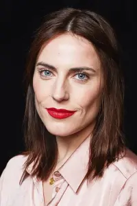 Photo Antje Traue