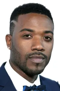 Photo Ray J