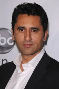 Photo Cliff Curtis