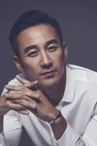 Photo Uhm Tae-woong