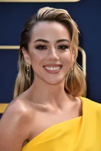 Photo Chloe Bennet