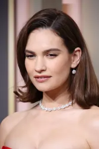 Photo Lily James