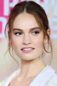 Photo Lily James