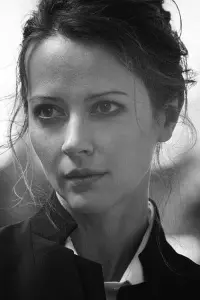 Photo Amy Acker