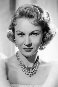 Photo Virginia Mayo