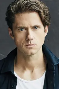 Photo Aaron Tveit