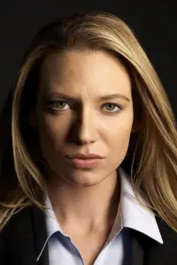 Photo Anna Torv