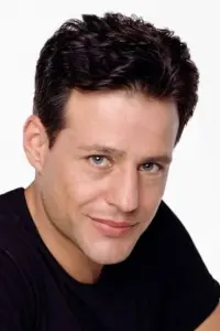 Photo Louis Mandylor