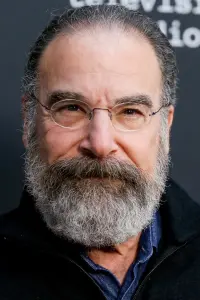 Photo Mandy Patinkin