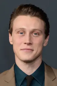 Photo George MacKay