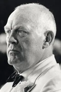 Photo Joss Ackland