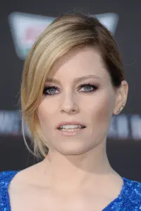 Photo Elizabeth Banks