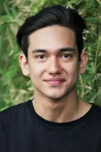 Photo Adipati Dolken