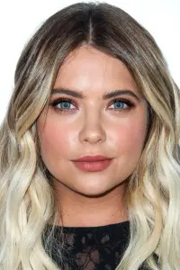 Photo Ashley Benson