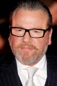 Photo Ray Winstone