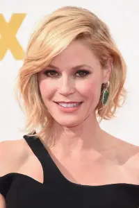 Photo Julie Bowen