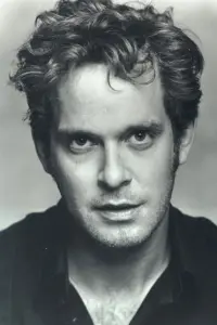 Photo Tom Hollander