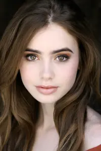 Photo Lily Collins