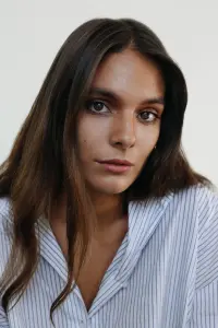 Photo Caitlin Stasey