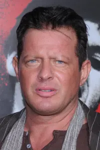 Photo Costas Mandylor