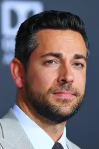 Photo Zachary Levi