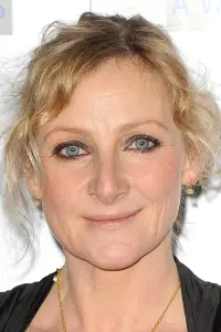 Photo Lesley Sharp