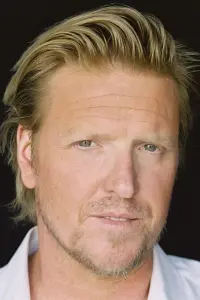 Photo Jake Busey