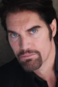 Photo Paul Sampson