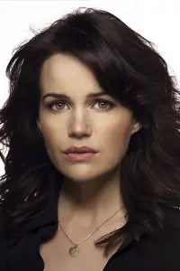 Photo Carla Gugino