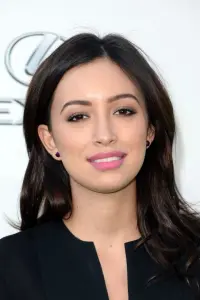 Photo Christian Serratos