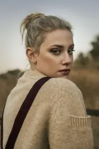 Photo Lili Reinhart