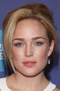 Photo Caity Lotz