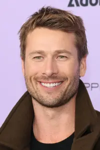 Photo Glen Powell