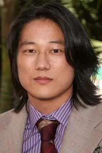 Photo Sung Kang