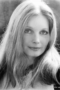 Photo Catherine Schell