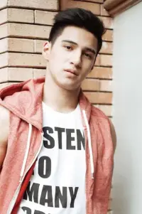 Photo Albie Casiño