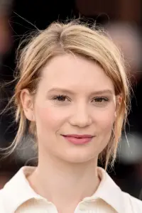 Photo Mia Wasikowska