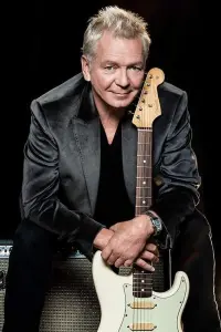 Photo Iva Davies