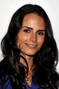 Photo Jordana Brewster