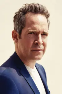 Photo Tom Hollander