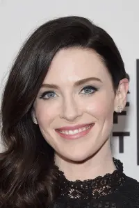 Photo Bridget Regan