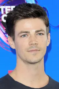 Photo Grant Gustin