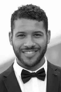 Photo Jeffrey Bowyer-Chapman