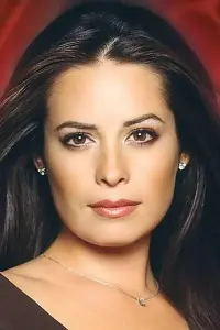 Photo Holly Marie Combs