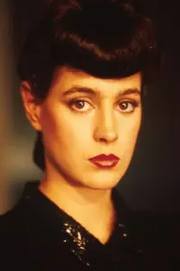 Photo Sean Young