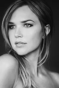 Photo Arielle Kebbel